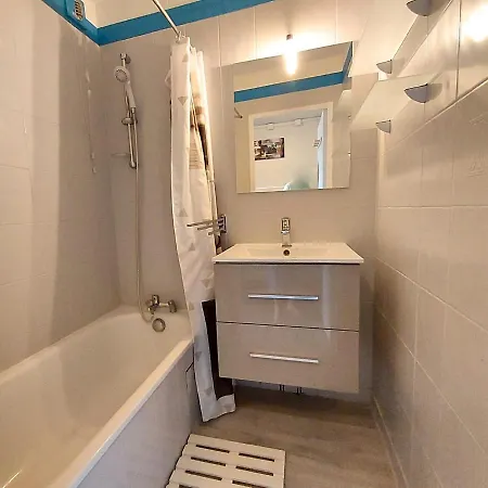 Hypercenter 27 M With Wifi And Shared Pool * Fréjus