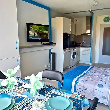 Hypercenter 27 M With Wifi And Shared Pool Fréjus