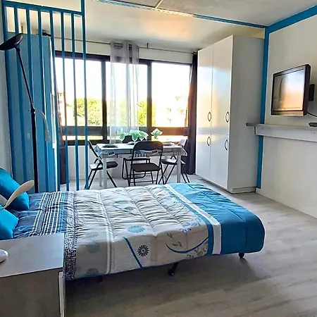 Hypercenter 27 M With Wifi And Shared Pool Appartement Fréjus